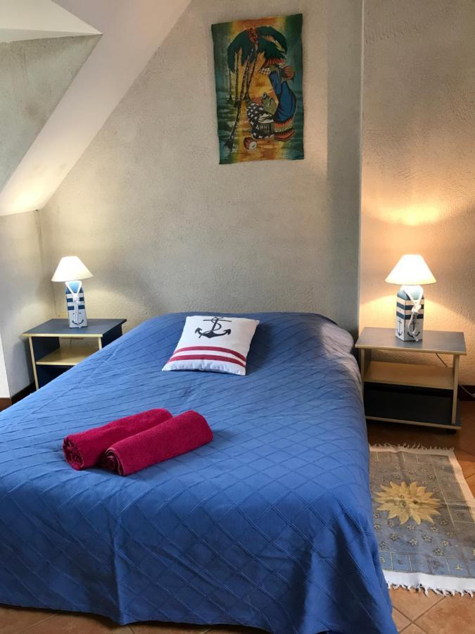 Bed and Breakfast Domaine Du Lesty Ambon Экстерьер фото